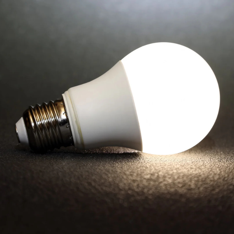 SMART LED LIGHT BULB